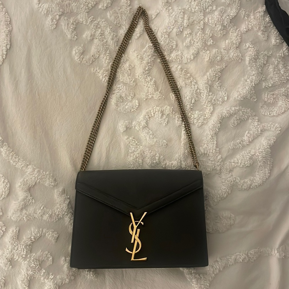 Saint Laurent Cassandra Leather Shoulder Bag /Crossbody in Black pebbled leather